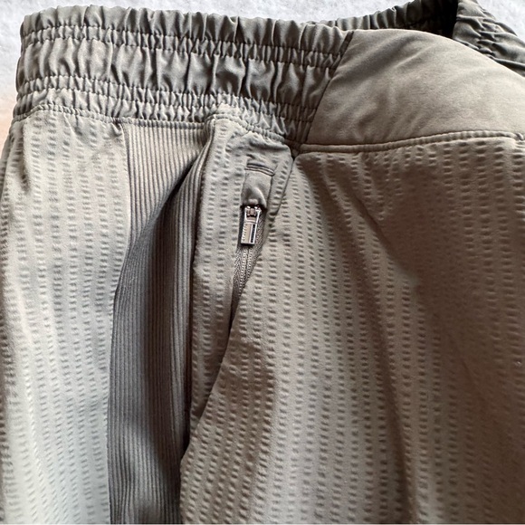 Athleta Olive Green Textured Brooklyn Jogger Casual Travel Pants Size 6 - Picture 4 of 10